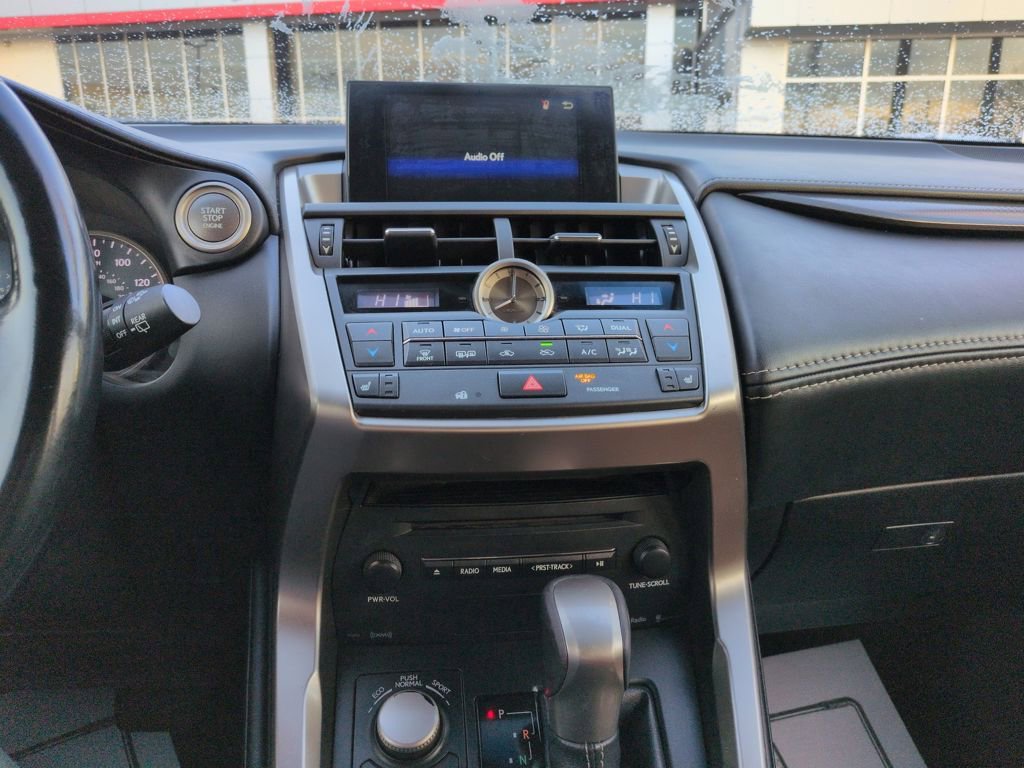 Used 2016 Lexus NX 200t 200t image 17