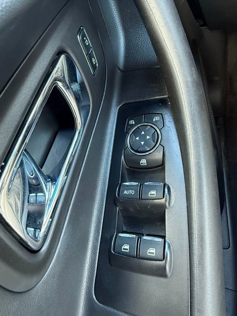 Used 2017 Ford Taurus SEL image 14
