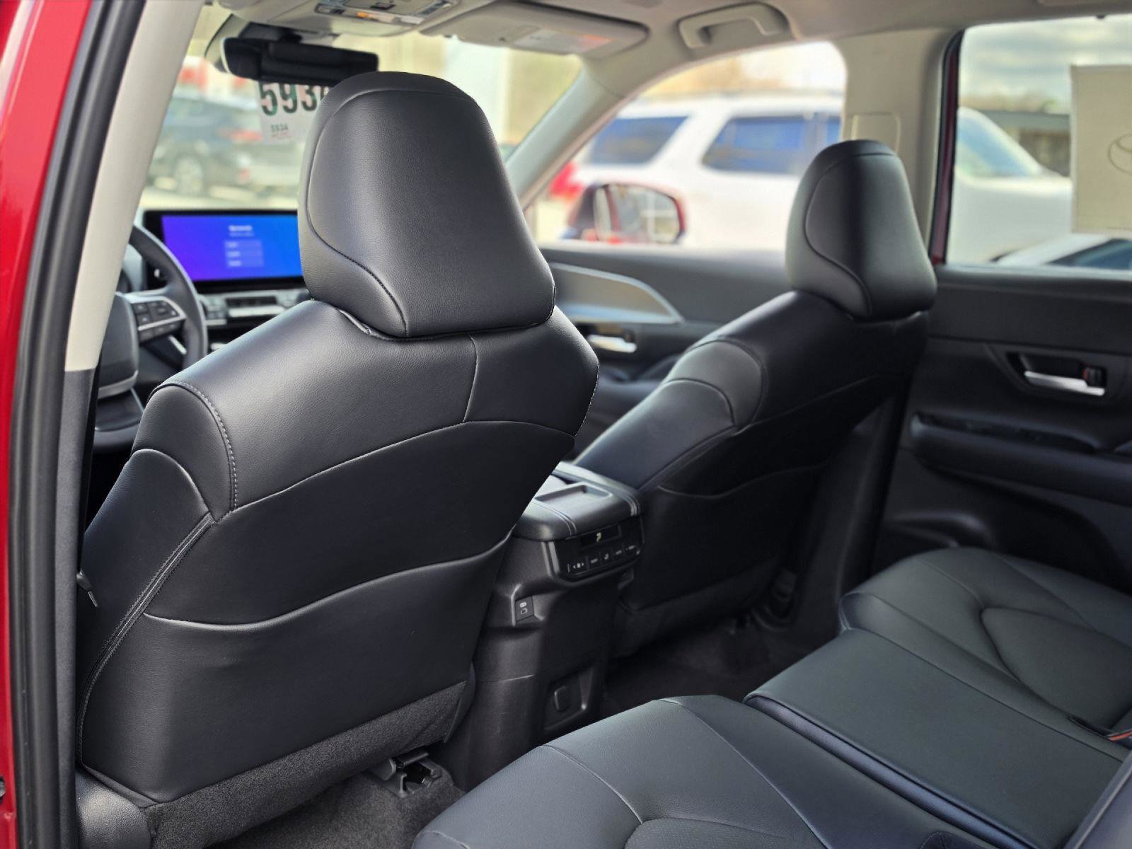 New 2026 Toyota Grand Highlander XLE image 14