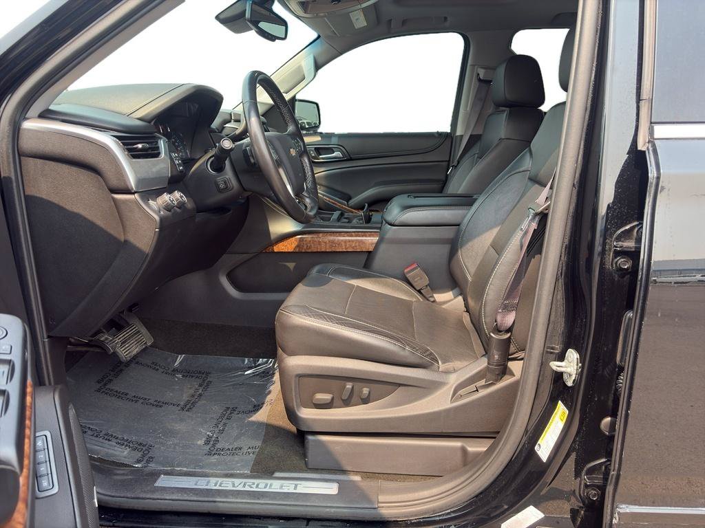 Used 2016 Chevrolet Tahoe LTZ AWD/4WD image 6