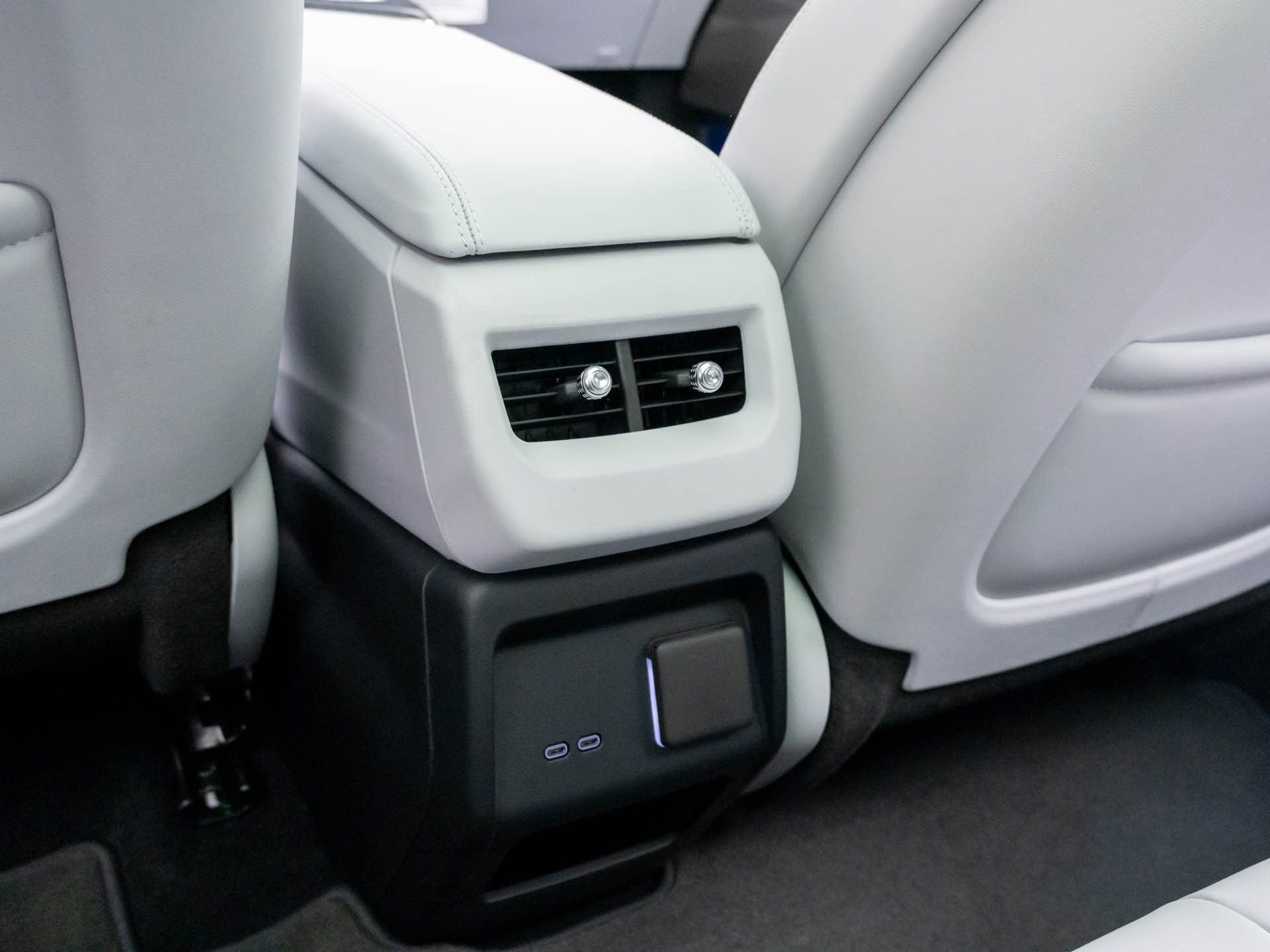 New 2026 Cadillac Optiq Sport 1 AWD/4WD image 21