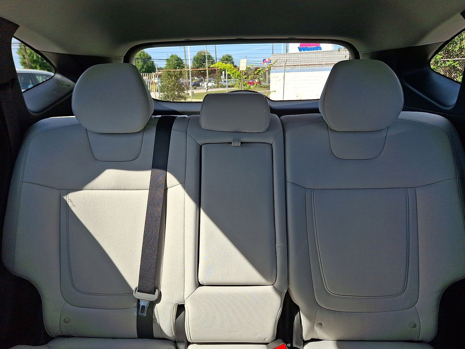 Used 2025 Hyundai Tucson SE image 13