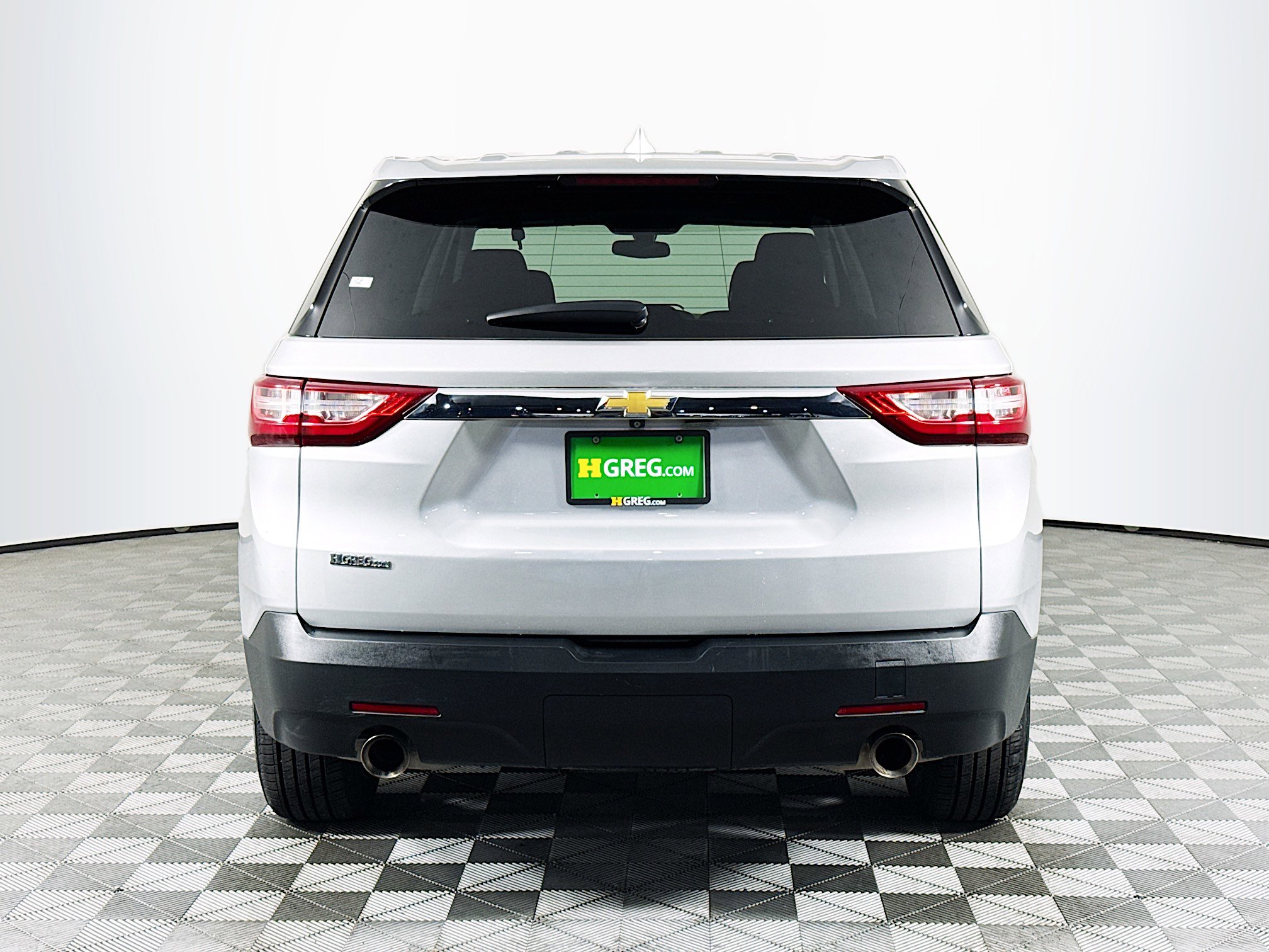 Used 2020 Chevrolet Traverse LS image 8