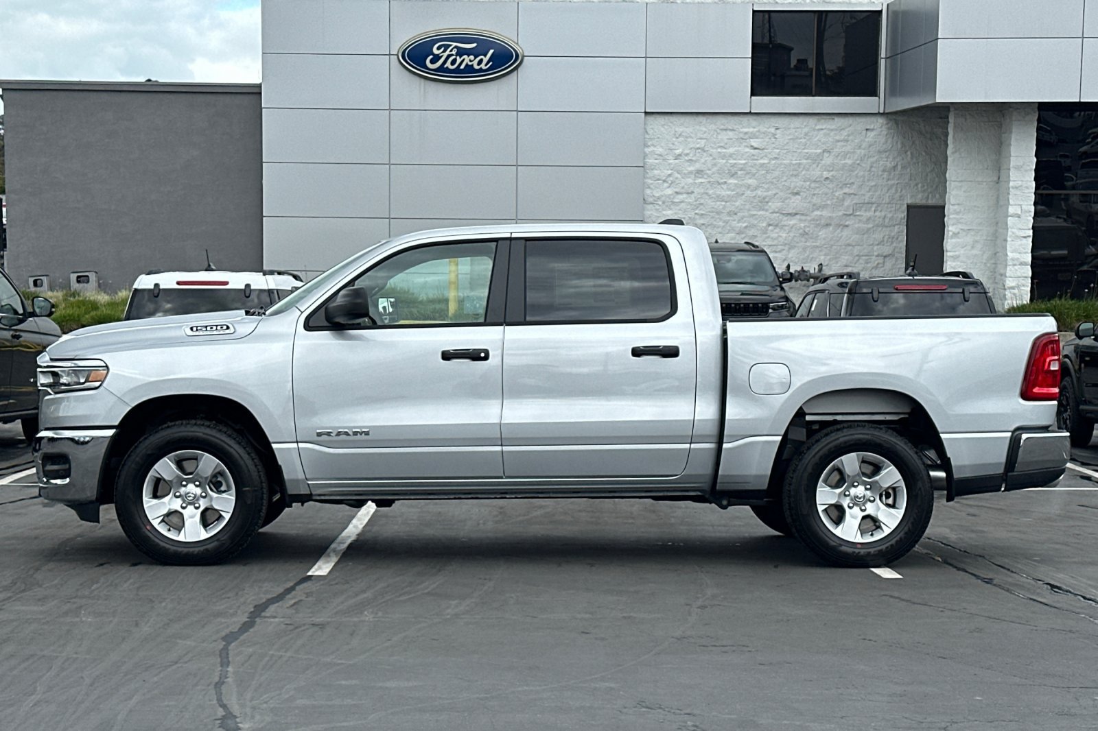 New 2026 RAM 1500 Tradesman AWD/4WD image 7