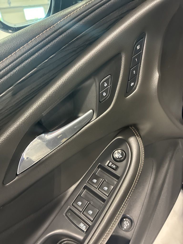 Used 2017 Buick Envision Essence AWD/4WD image 20