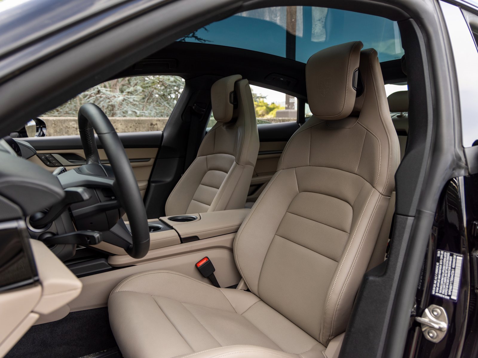 New 2025 Porsche Taycan 4S image 5