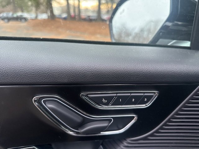 Used 2022 Lincoln Corsair FWD w/ Equipment Group 101A image 10