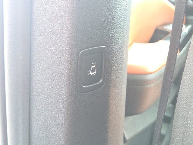 Used 2024 Kia Carnival SX Prestige image 26