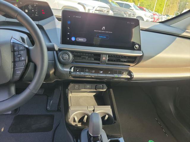 Certified 2026 Toyota Prius XLE FWD image 18
