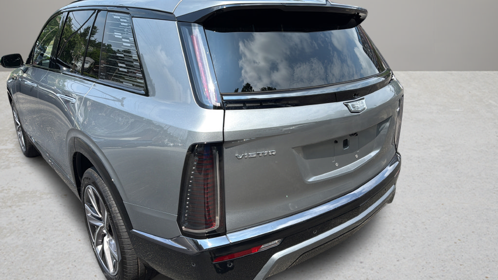 Certified 2026 Cadillac Vistiq Sport w/ LPO, Floor Liner Package AWD/4WD image 12