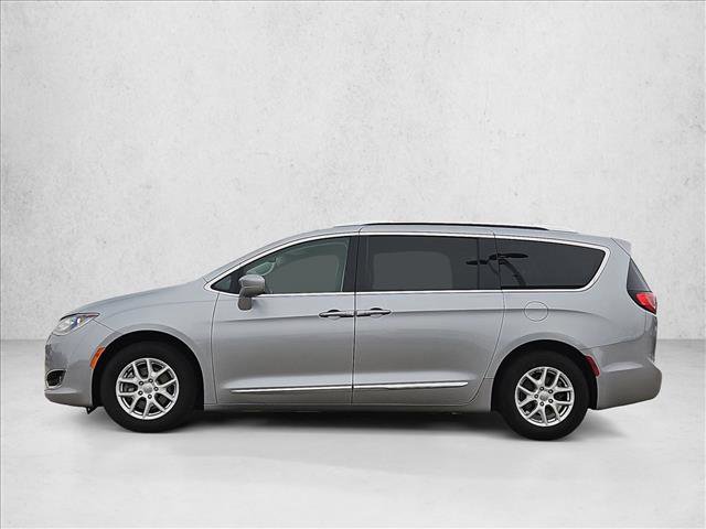 Used 2020 Chrysler Pacifica Touring-L FWD image 9