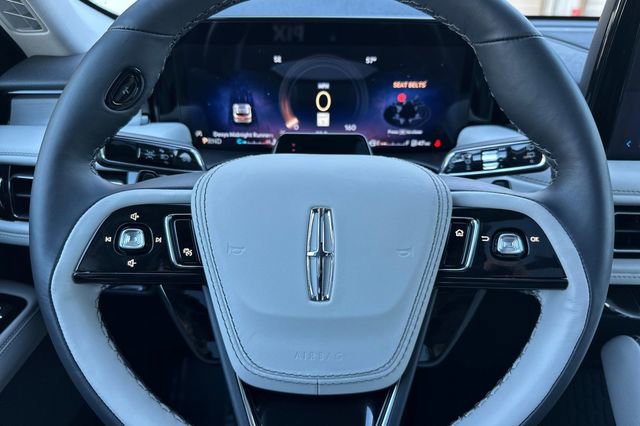 Used 2025 Lincoln Aviator Reserve w/ Jet Appearance Package image 23