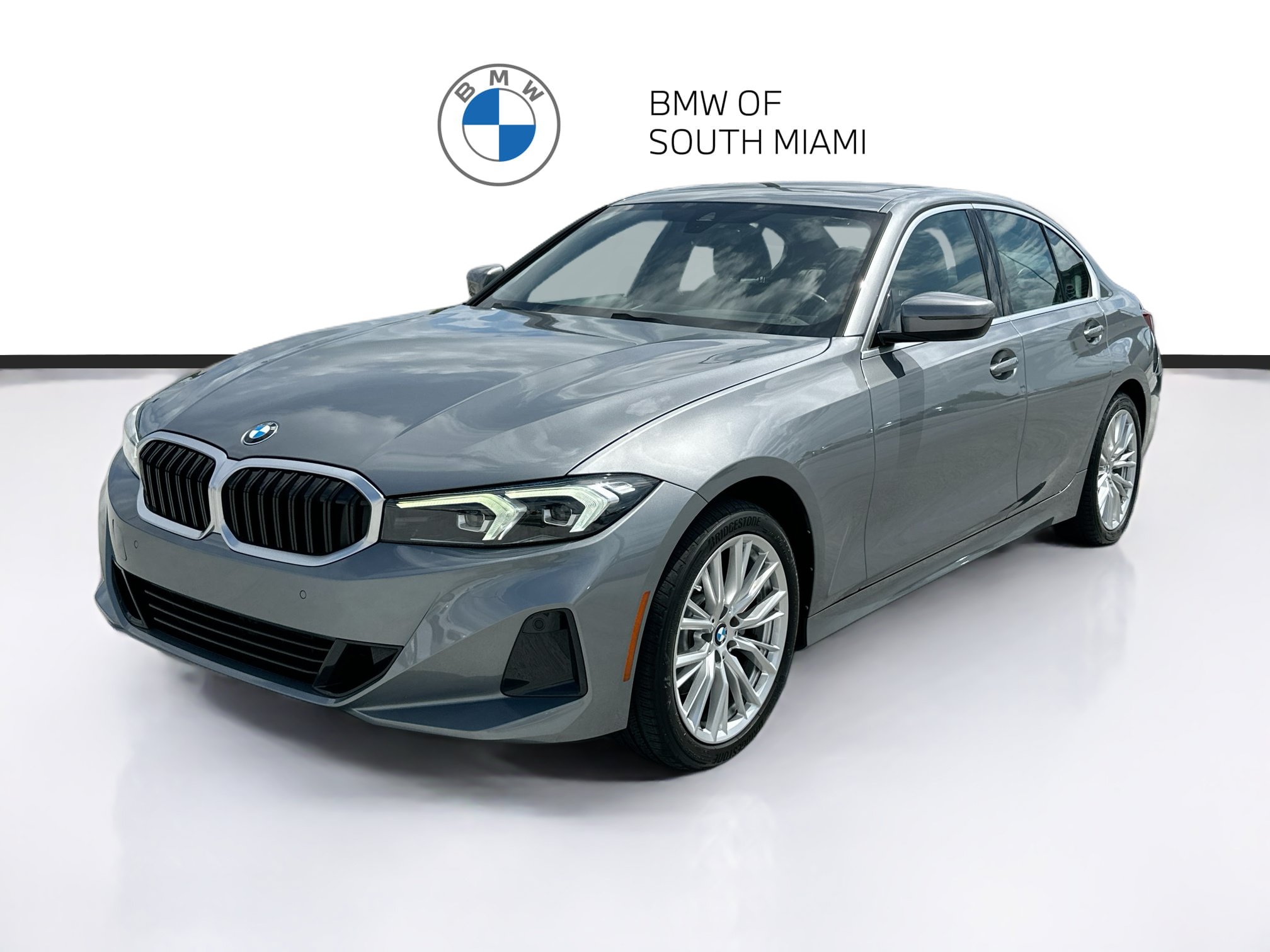 Certified 2024 BMW 330i Sedan w/ Premium Package RWD image 3