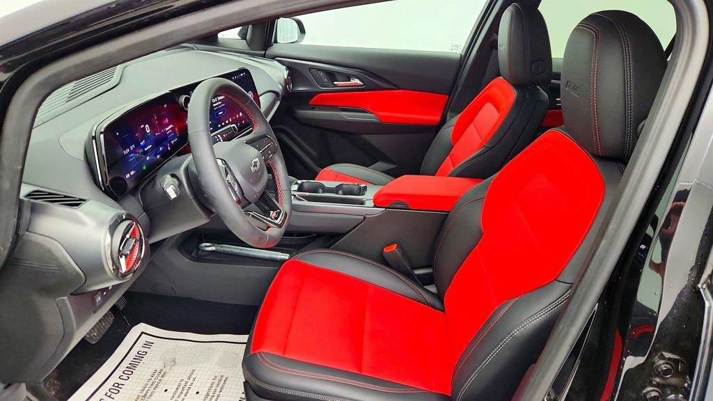 Used 2025 Chevrolet Equinox EV RS image 18