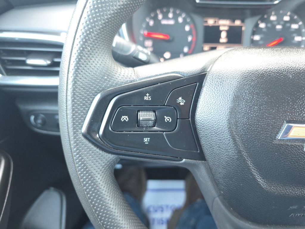 Used 2022 Chevrolet TrailBlazer LT w/ LPO, Blackout Package image 13