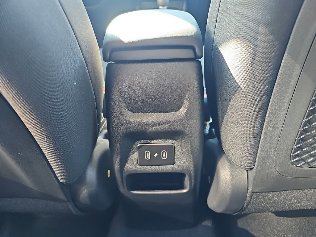 New 2026 Hyundai Venue SEL FWD image 33