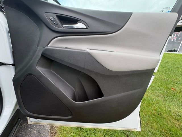 Used 2023 Chevrolet Equinox LT w/ Driver Convenience Package image 40