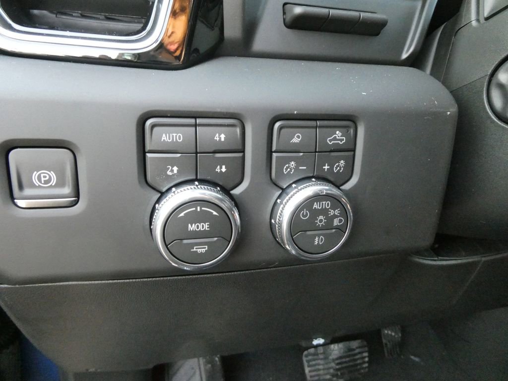 New 2026 GMC Sierra 1500 Denali Ultimate w/ LPO, Black Badging Package image 20