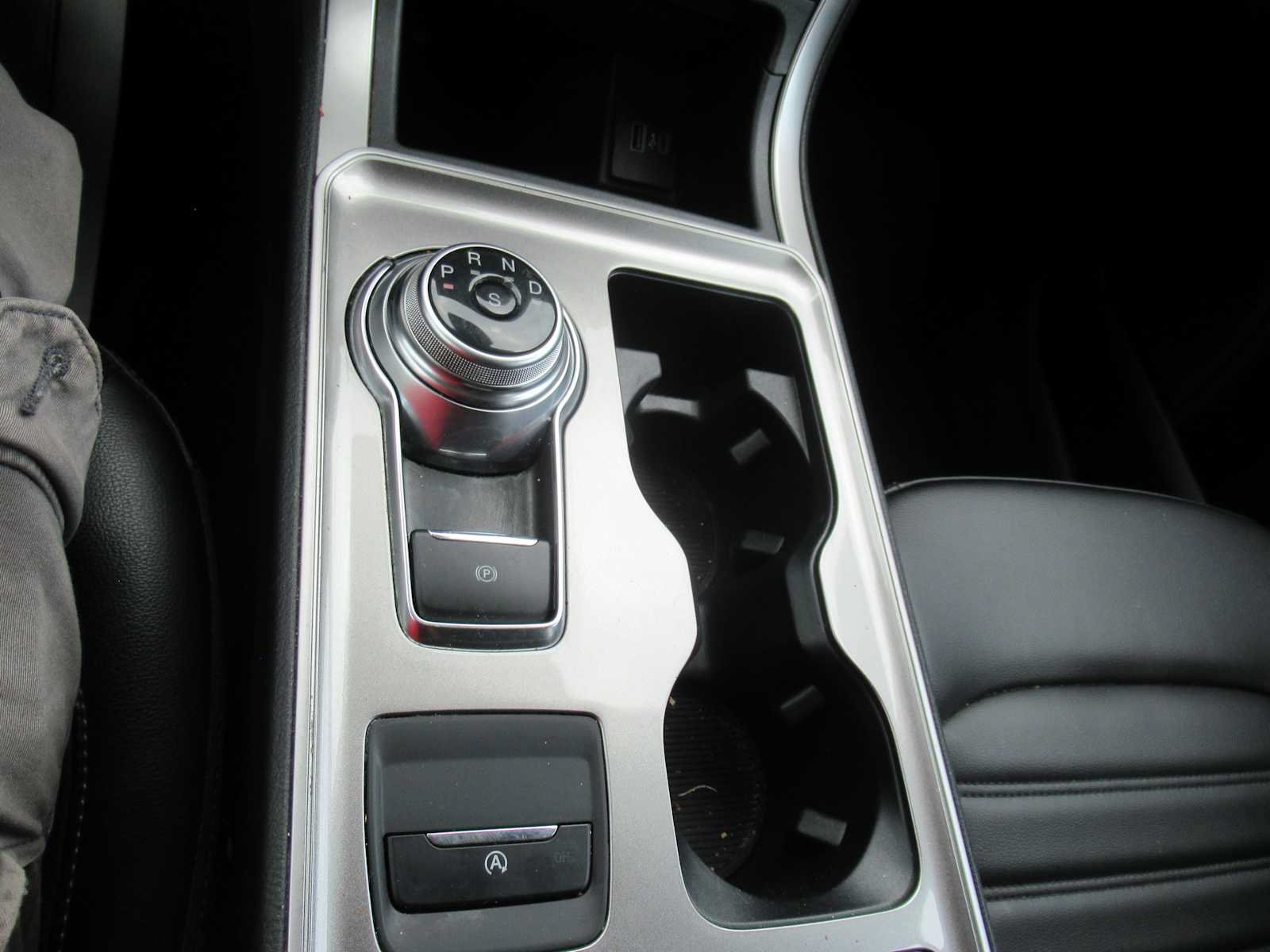 Used 2023 Ford Edge SEL AWD/4WD image 21