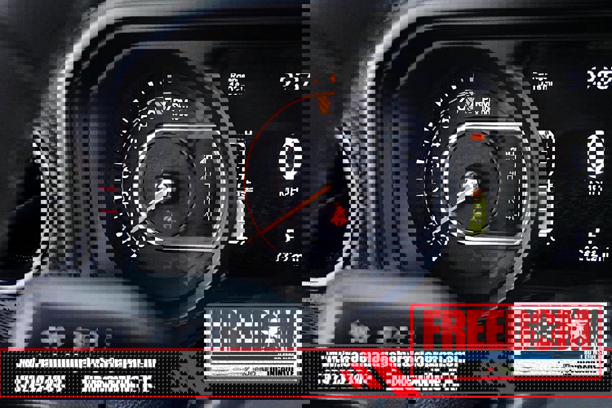 Certified 2025 Jeep Gladiator Rubicon w/ Convenience Group AWD/4WD image 29