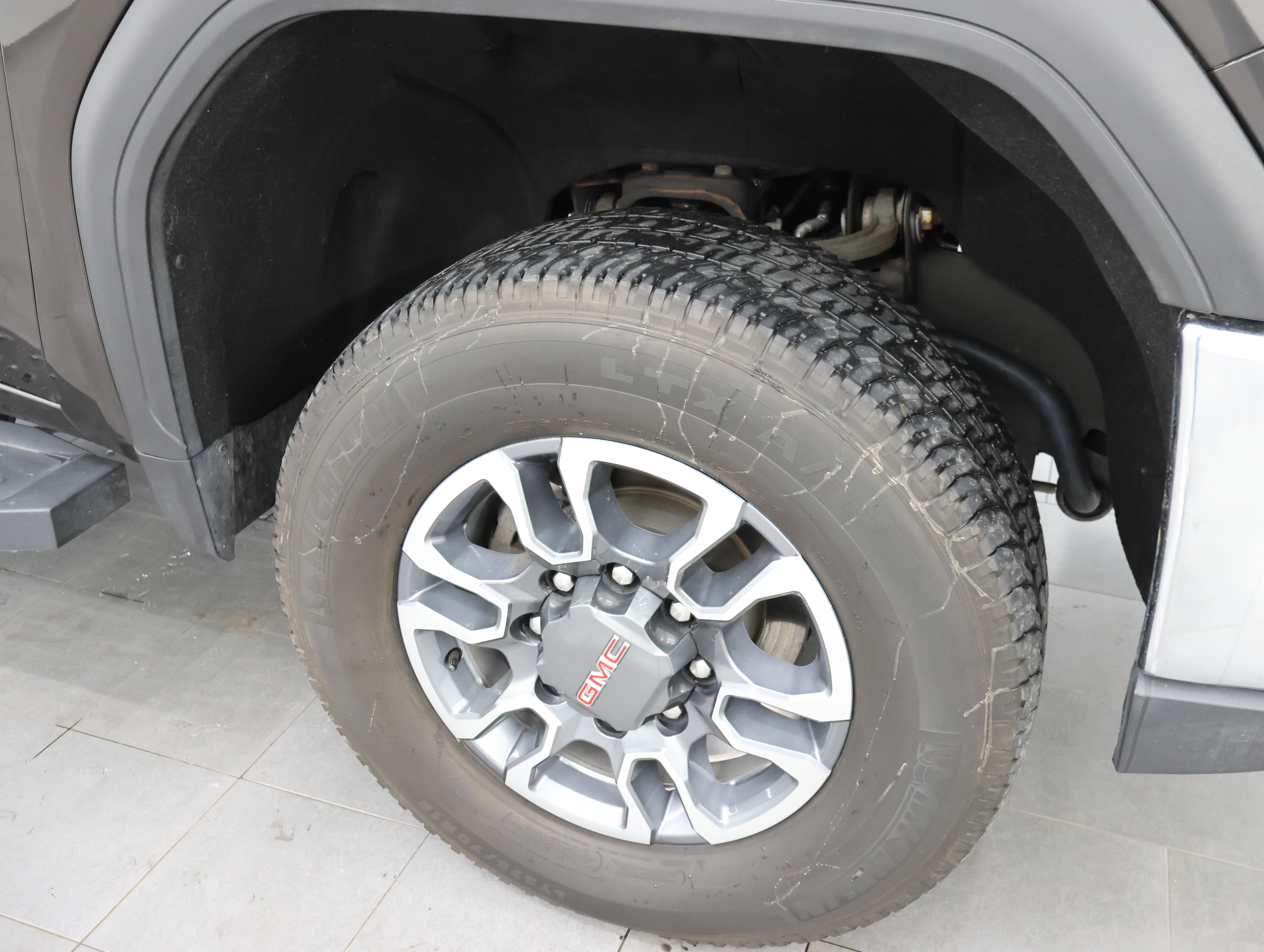 Used 2021 GMC Sierra 3500 SLE w/ SLE Convenience Package AWD/4WD image 3