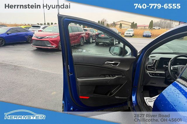Used 2024 Kia Sportage X-Line w/ X-Line Premium Package image 13