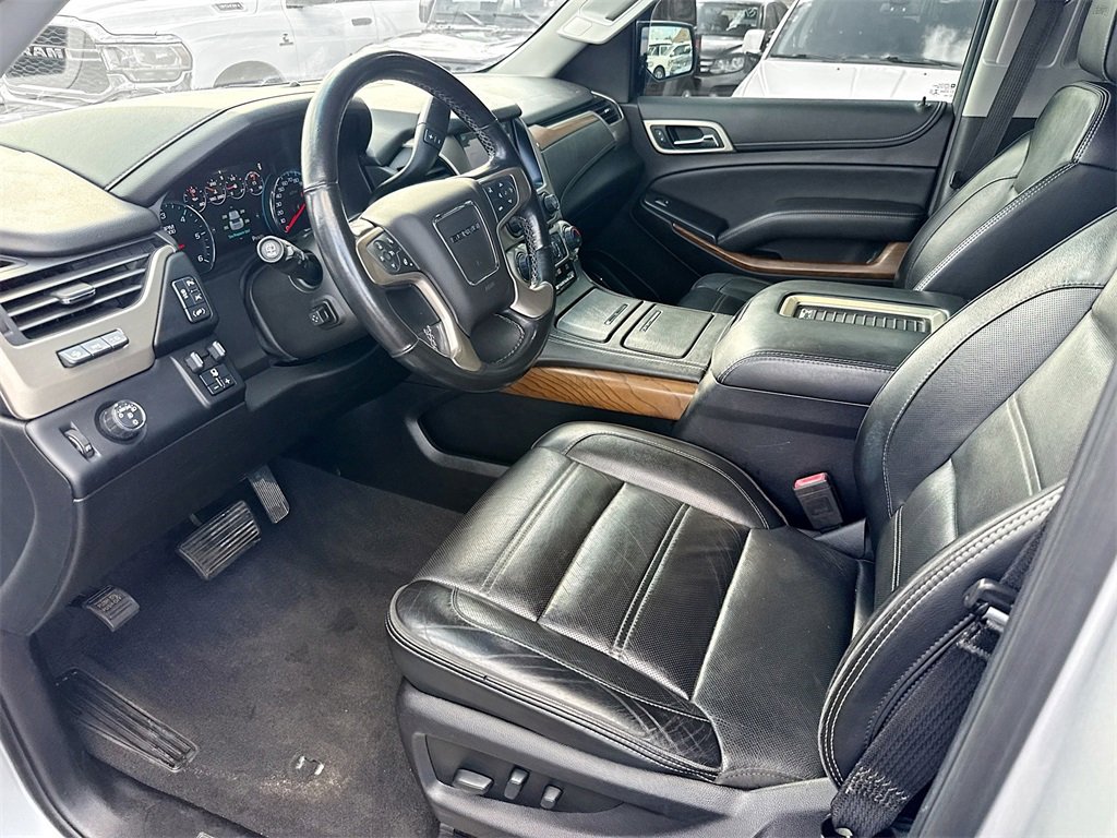 Used 2020 GMC Yukon XL Denali image 25