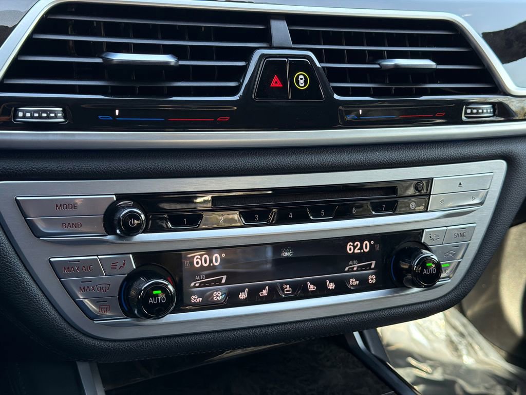 Used 2018 BMW ALPINA B7 xDrive image 31