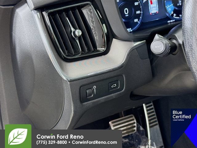 Used 2019 Volvo XC60 T5 R-Design w/ Protection Package Premier FWD image 14