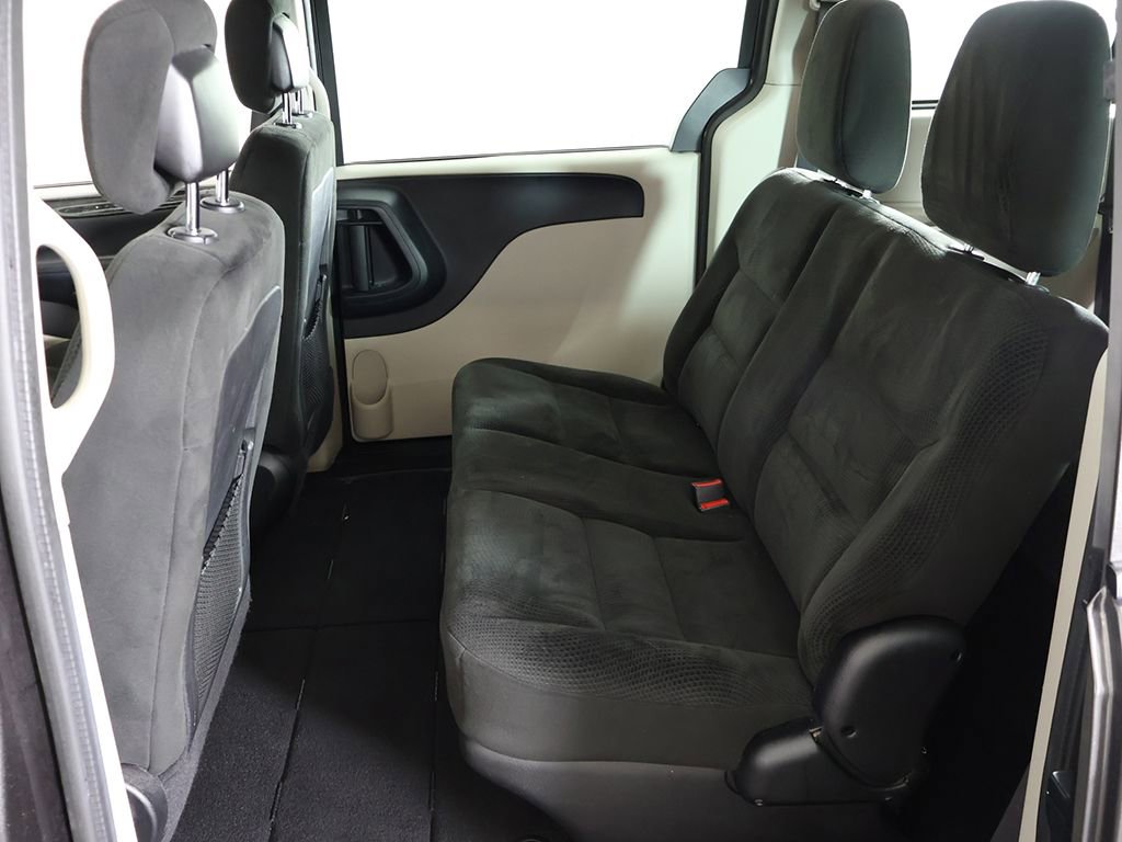 Used 2016 Dodge Grand Caravan American Value Package image 22