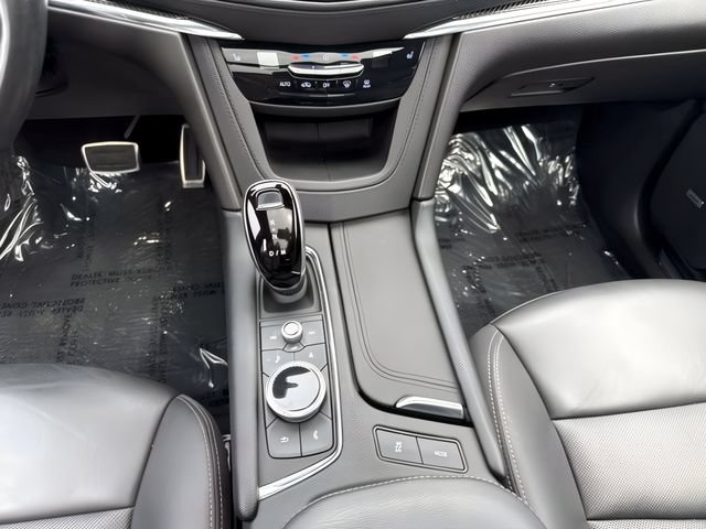 Used 2022 Cadillac XT5 Sportv w/ LPO, ONYX Package AWD/4WD image 30