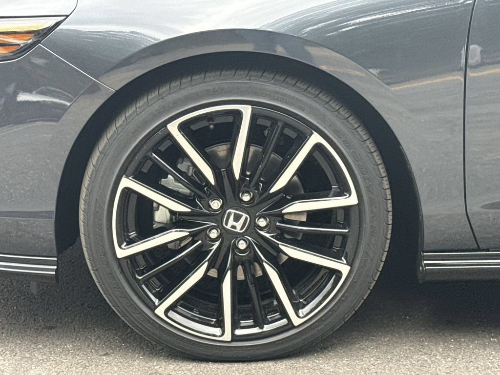 New 2026 Honda Accord Touring image 19