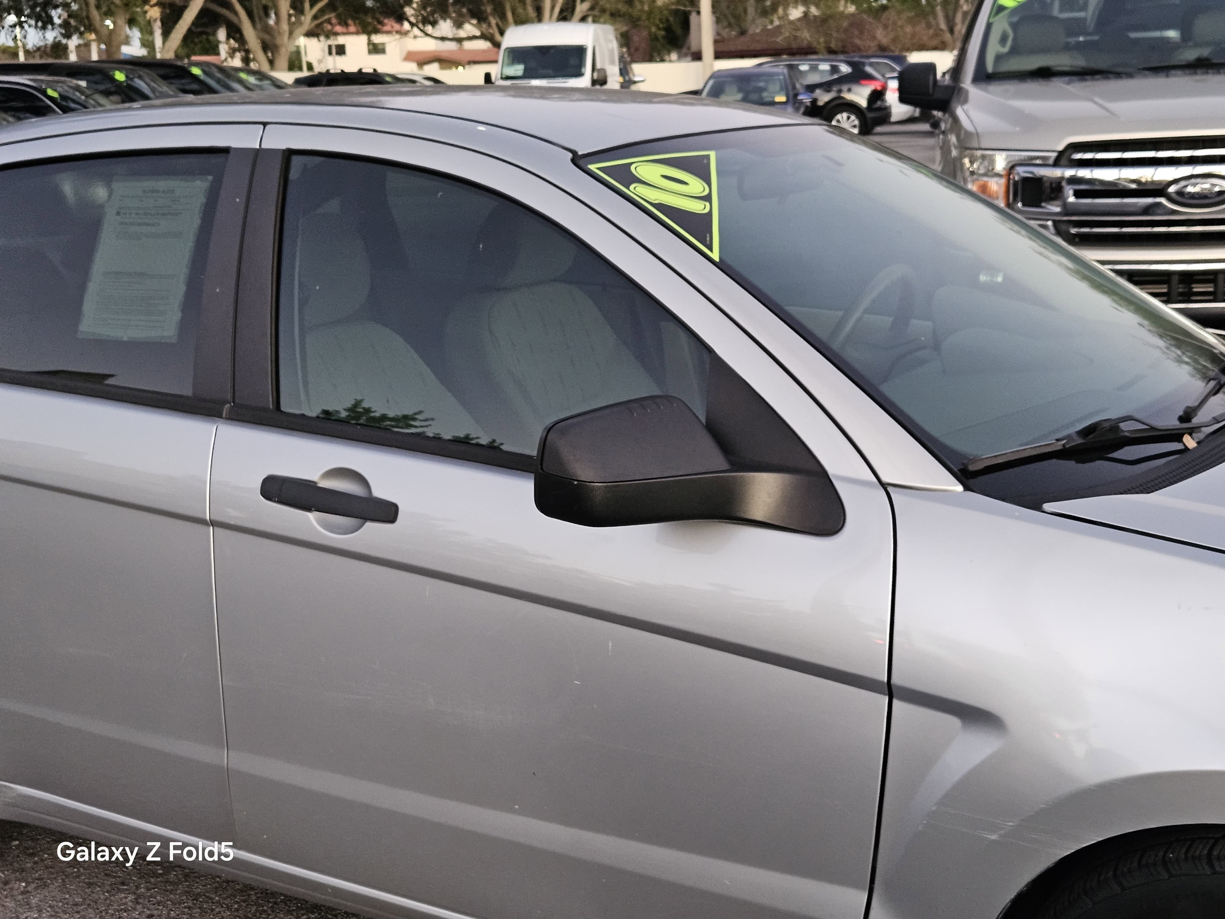 Used 2010 Ford Focus SE image 10