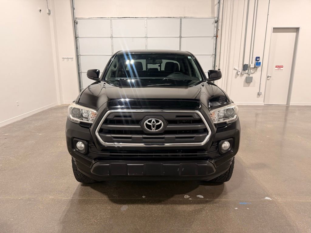 Used 2017 Toyota Tacoma SR5 w/ Tow Package image 2