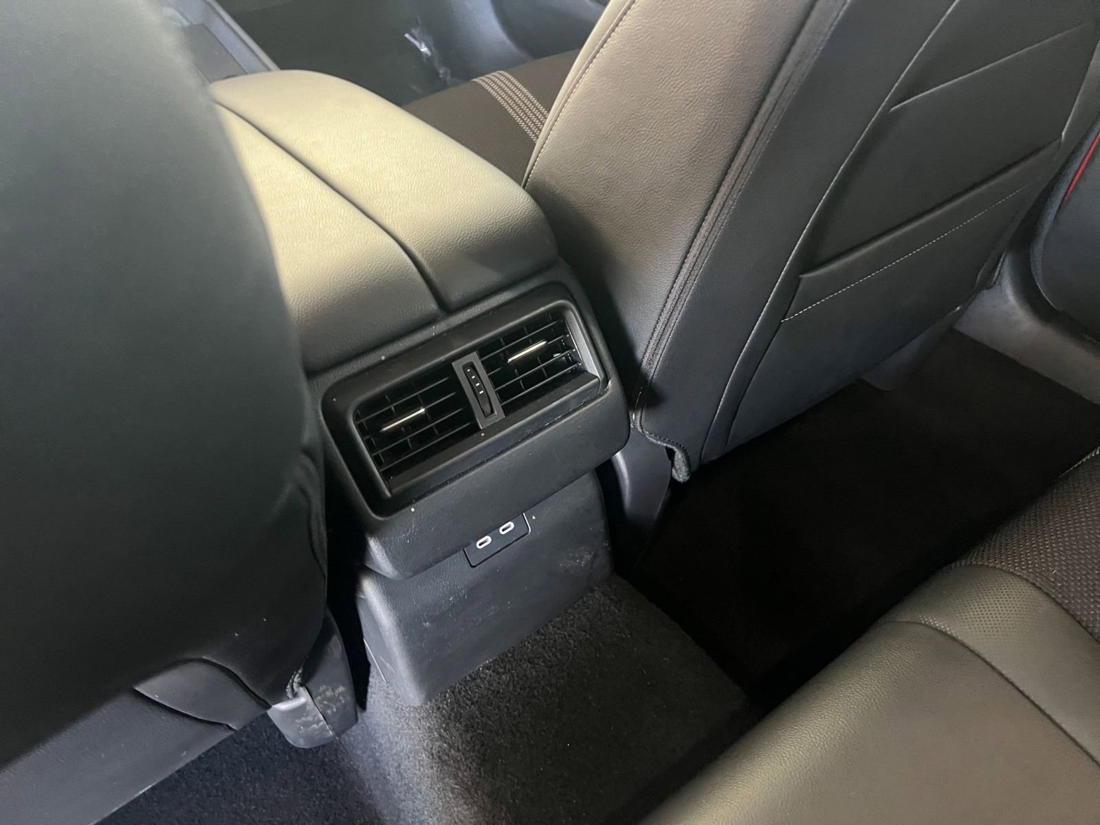 Used 2025 MAZDA CX-50 AWD 2.5 S w/ Premium Package image 23