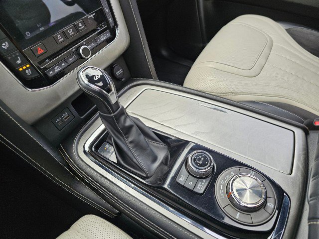 Used 2020 INFINITI QX80 Limited w/ All-Season Package image 38