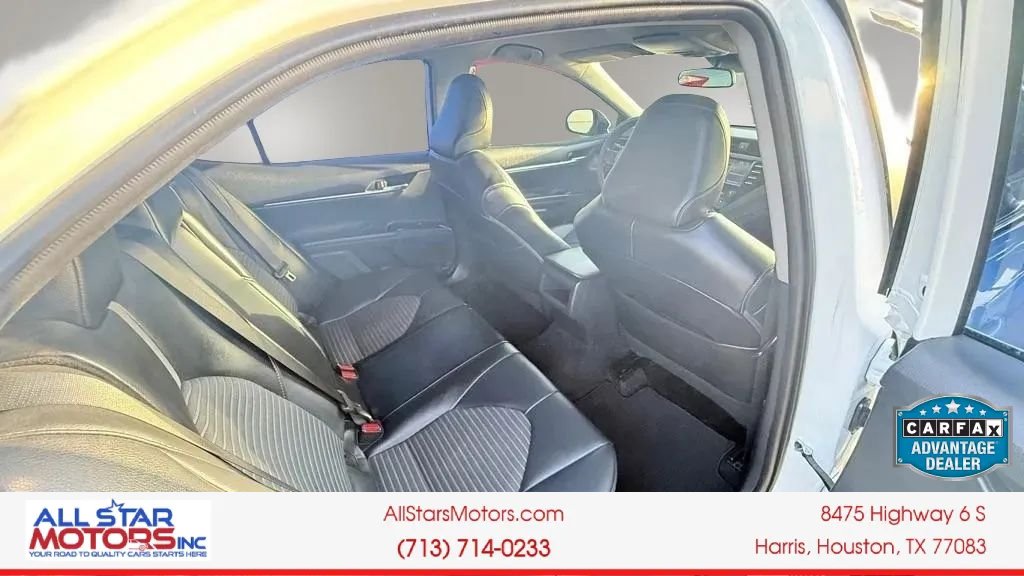 Used 2020 Toyota Camry SE w/ Carpet Mat Package FWD image 19