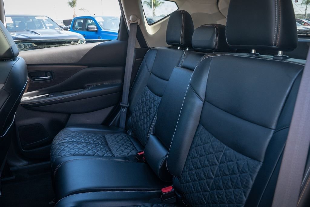 Used 2024 Nissan Murano Platinum w/ Cargo Package image 35