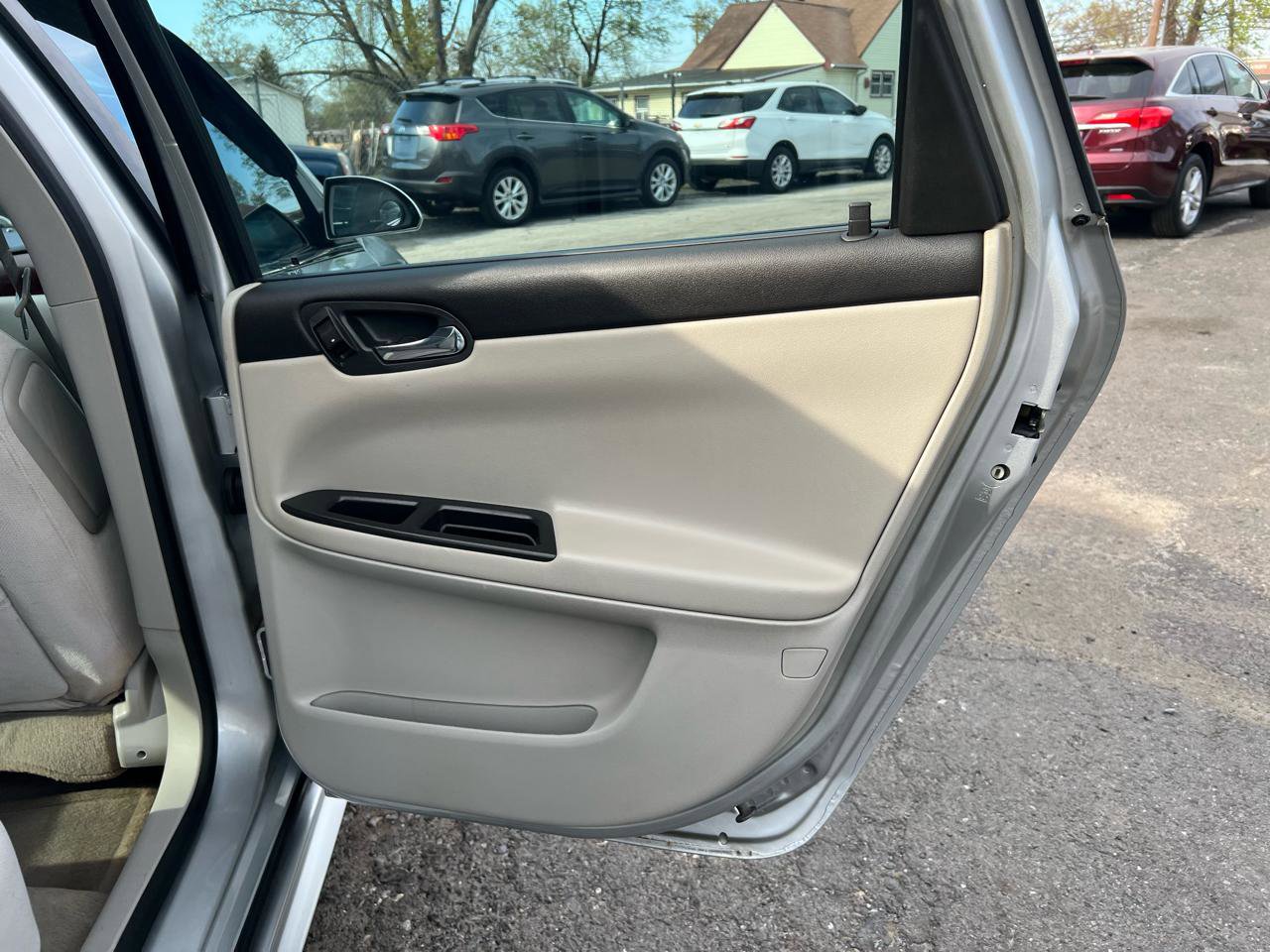 Used 2010 Chevrolet Impala LS image 12