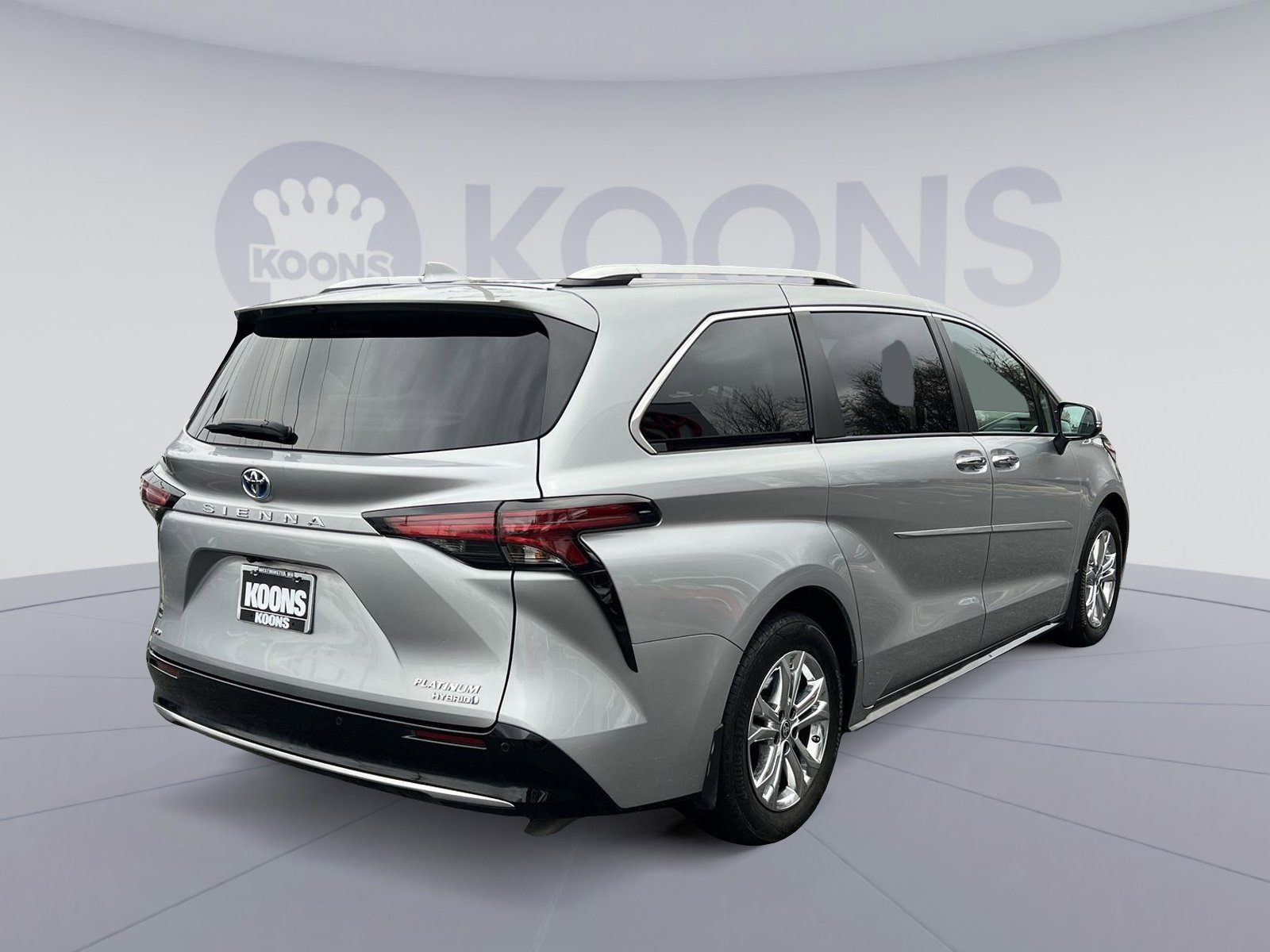 Used 2023 Toyota Sienna Platinum image 7