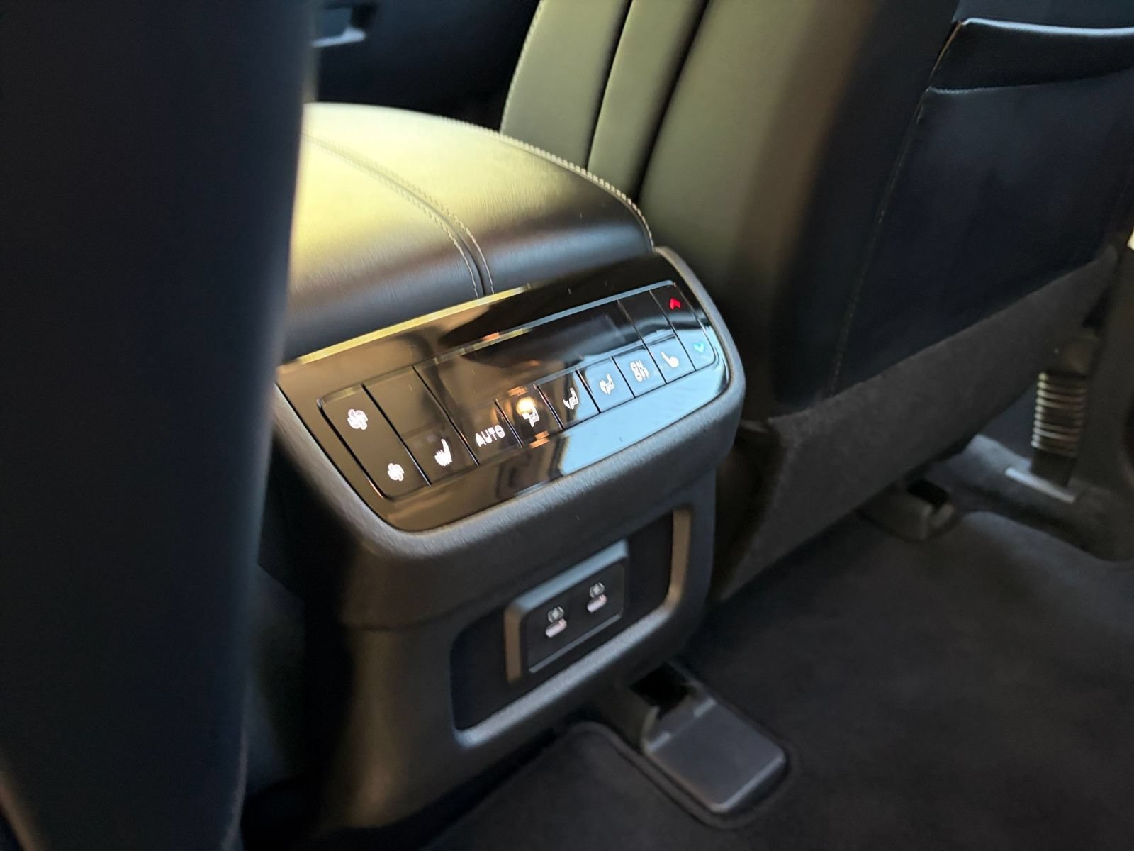 Used 2026 INFINITI QX60 Luxe AWD/4WD image 21