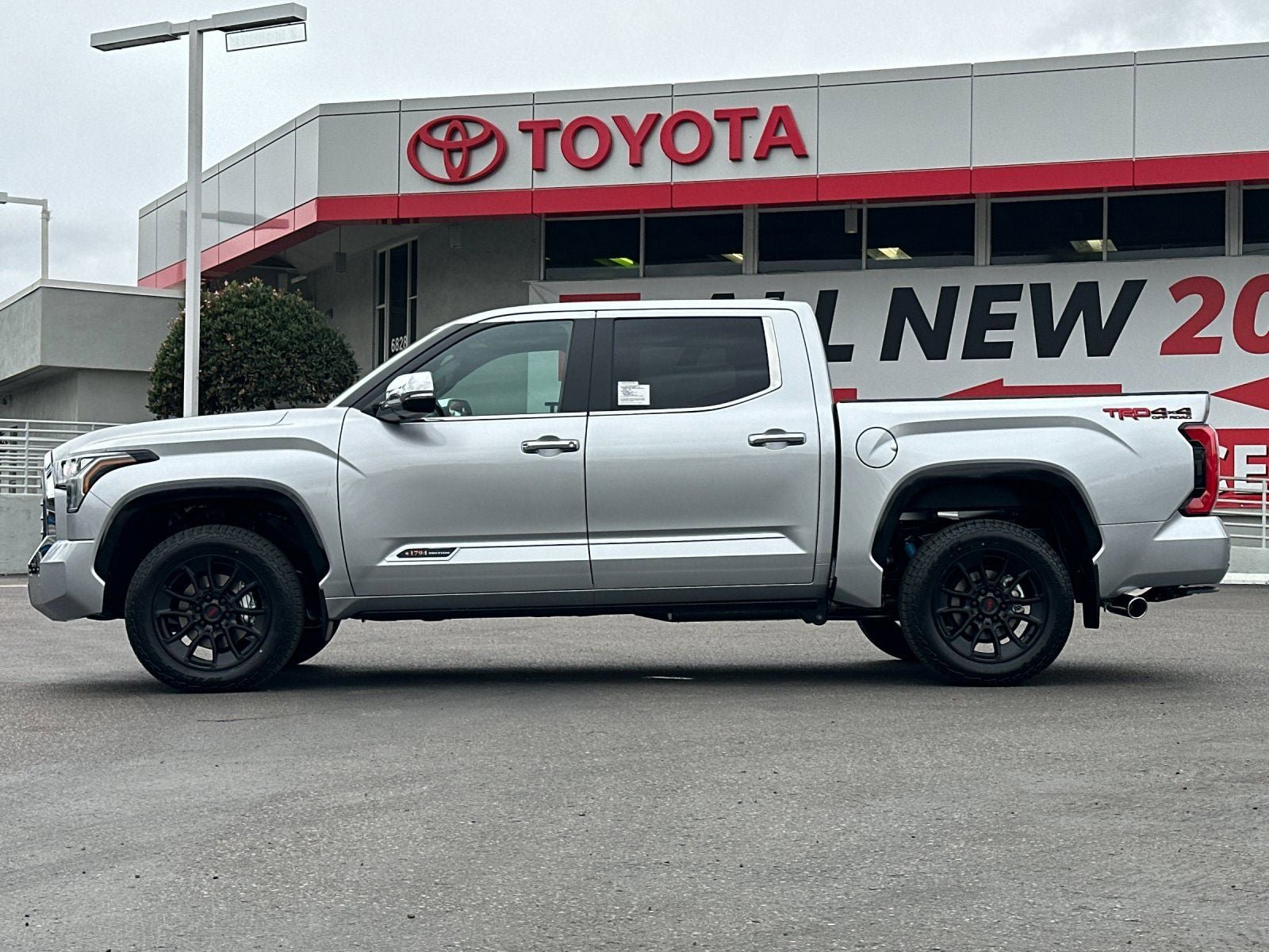 New 2026 Toyota Tundra 1794 Edition AWD/4WD video 2