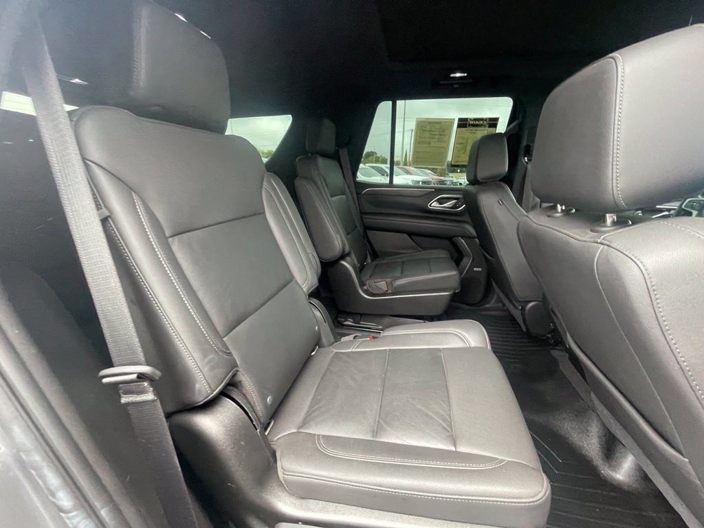 Used 2021 Chevrolet Tahoe Z71 w/ Z71 Off-Road Package AWD/4WD image 28