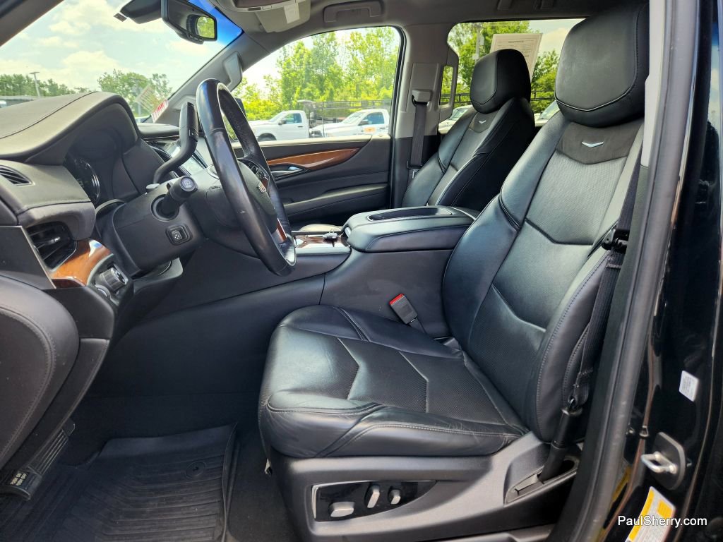 Used 2019 Cadillac Escalade ESV image 26