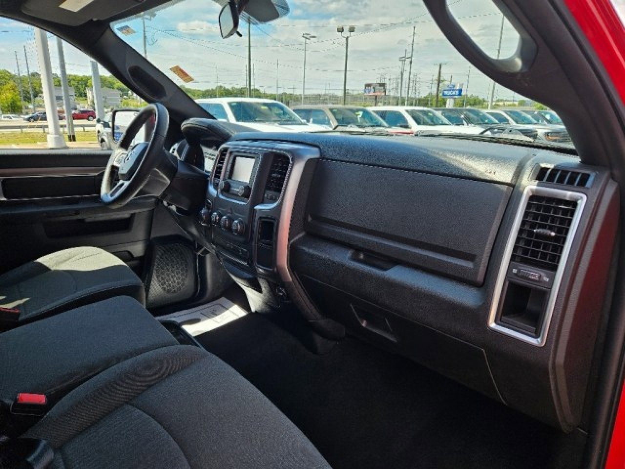 Used 2024 RAM 1500 Classic Warlock image 15