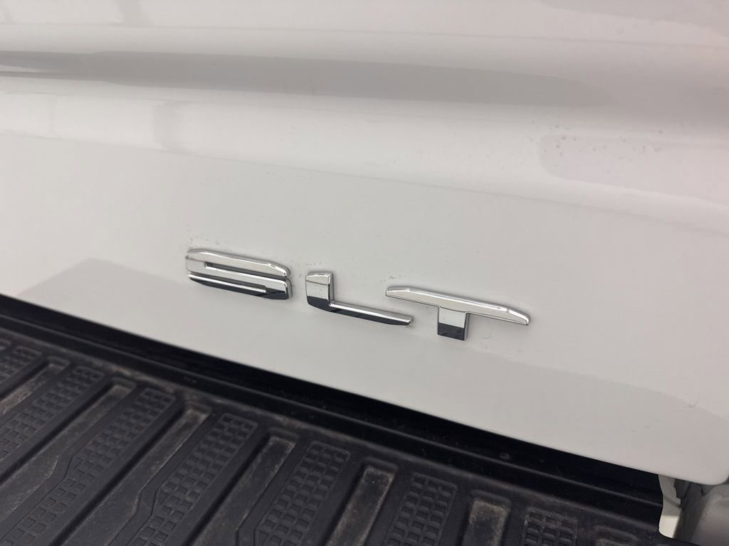 New 2026 GMC Sierra 1500 SLT w/ SLT Premium Plus Package image 10