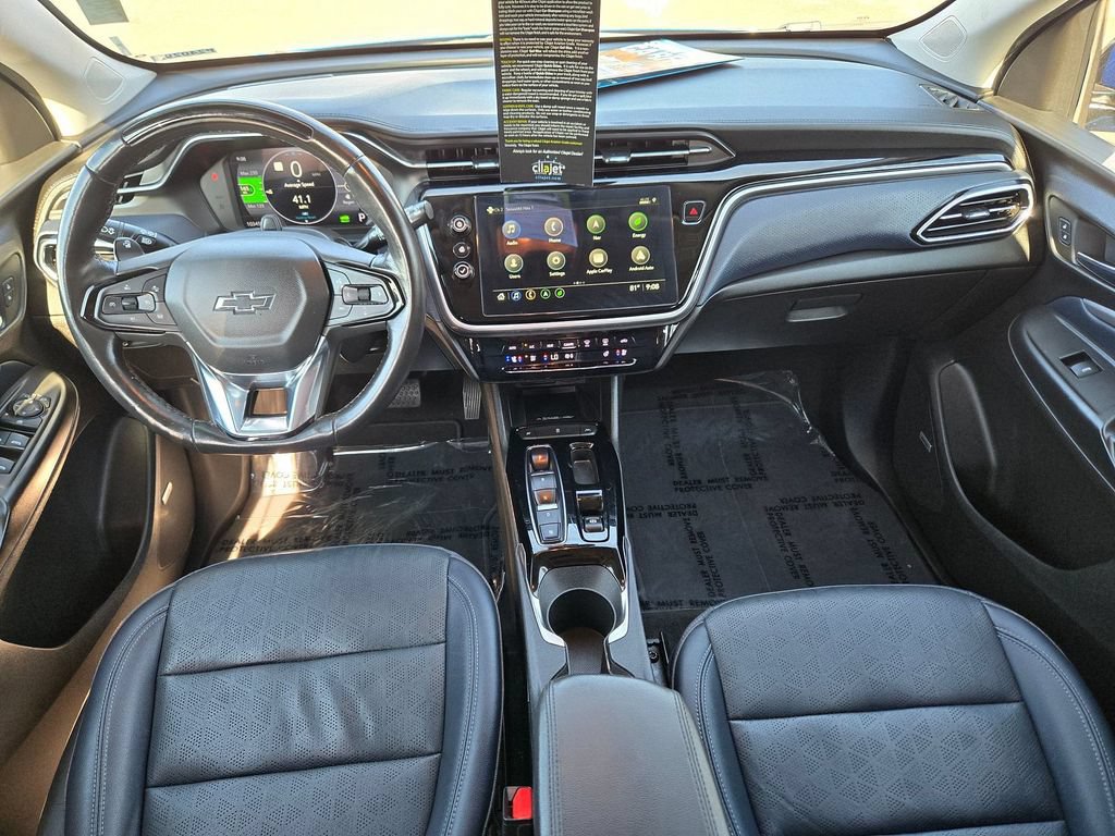 Certified 2022 Chevrolet Bolt EUV Premier w/ Sun & Sound Package FWD image 9