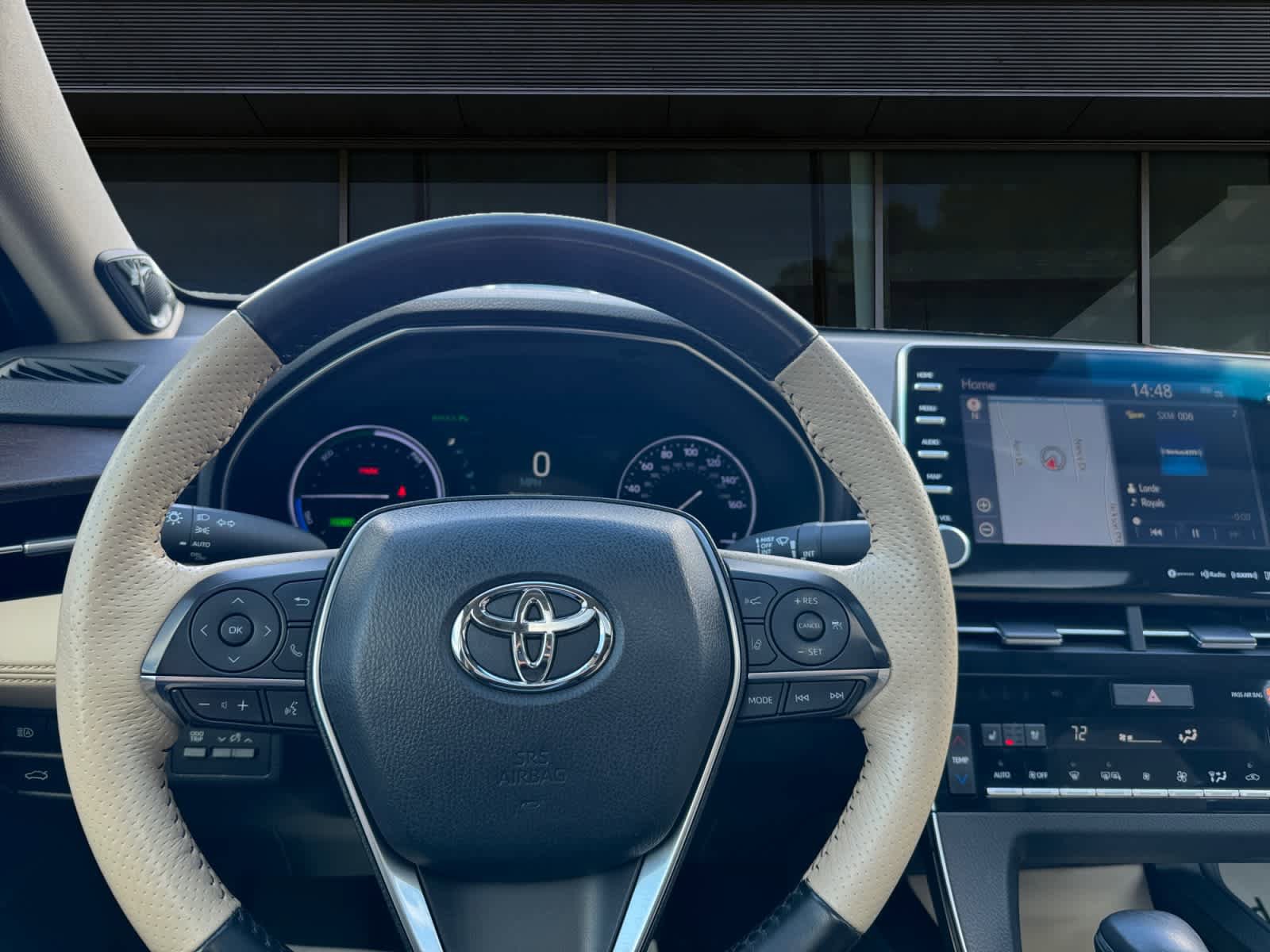 Used 2019 Toyota Avalon Limited w/ Advanced Safety Package image 4