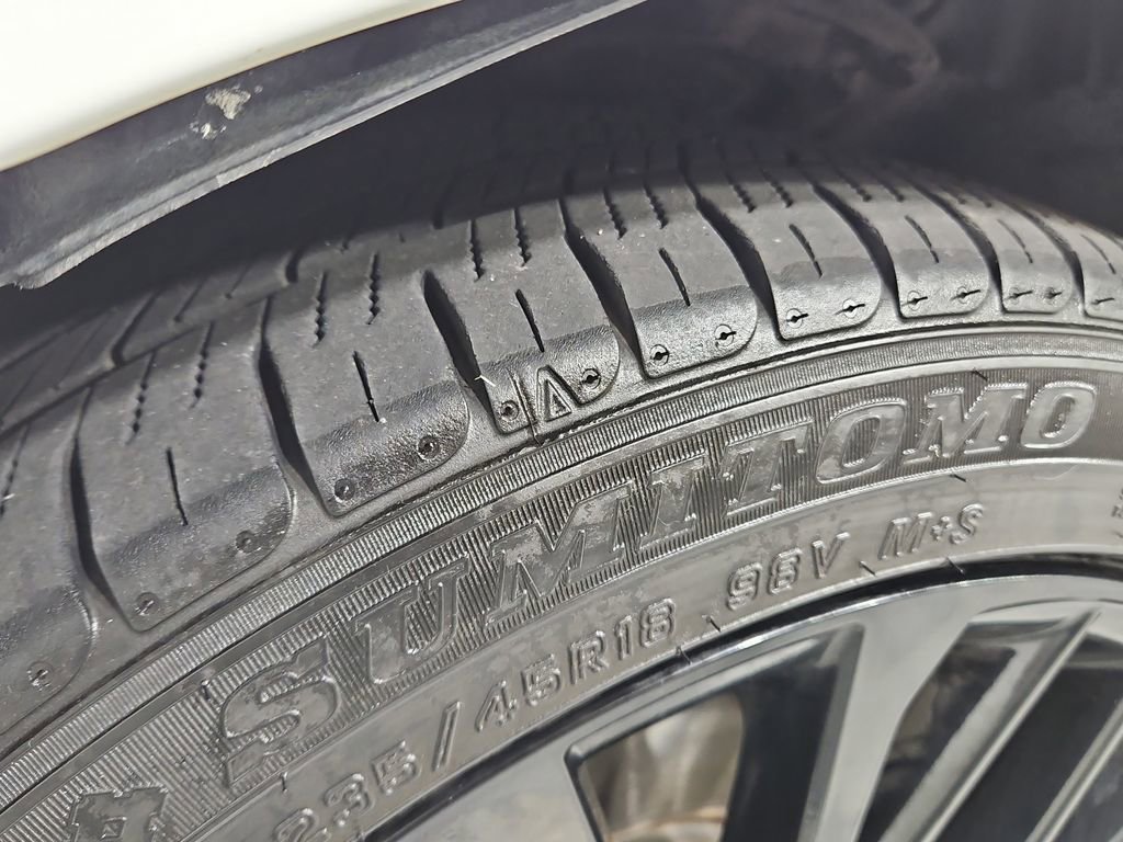 Used 2020 Toyota Camry SE image 26