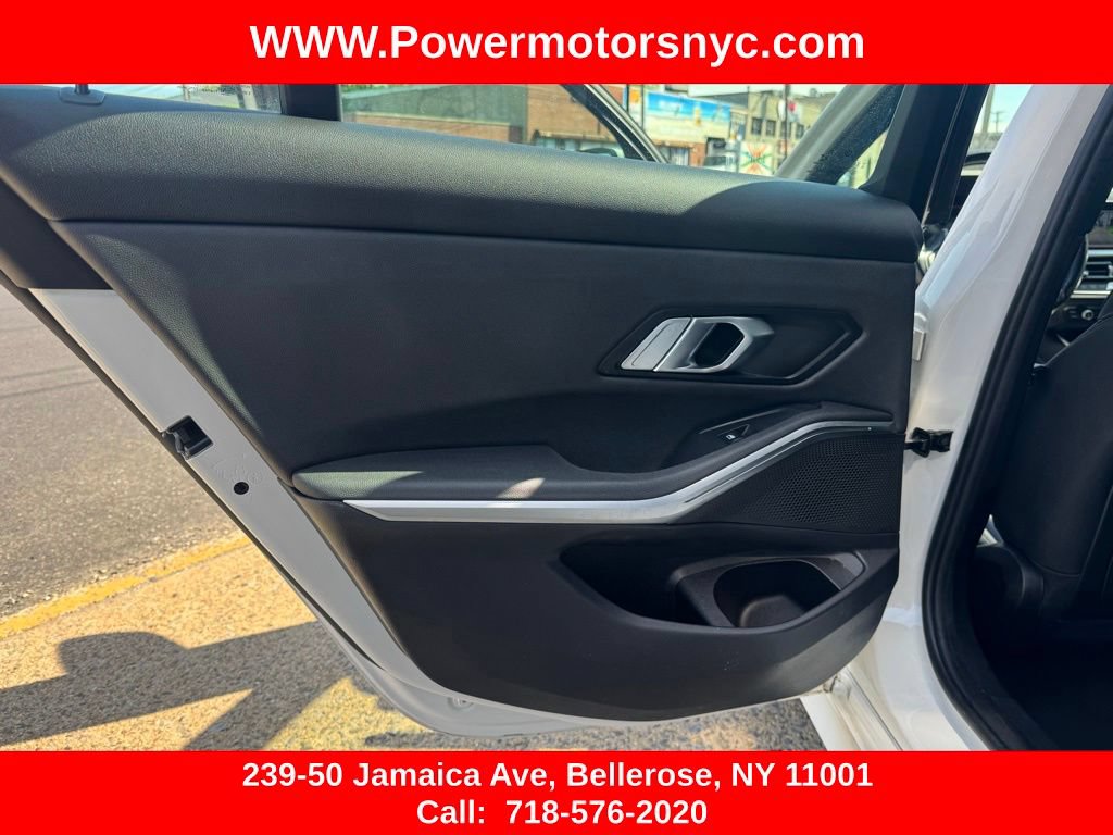 Used 2021 BMW 330i xDrive Sedan w/ Convenience Package AWD/4WD image 22